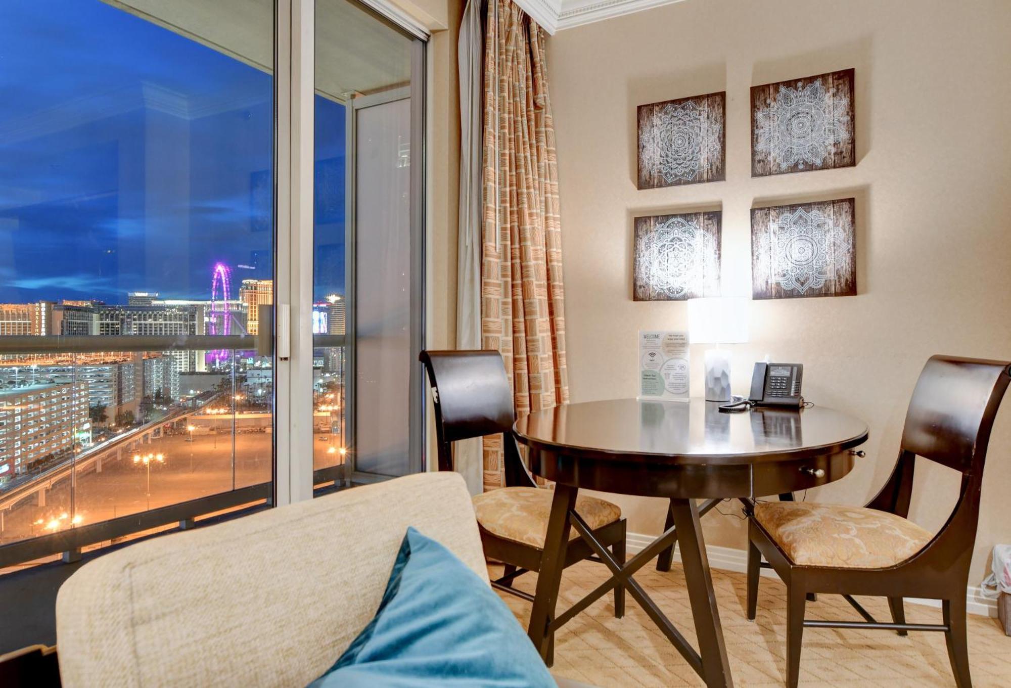 Balcony Strip View Suite * Mgm Signature Tower 3 Las Vegas Exterior photo